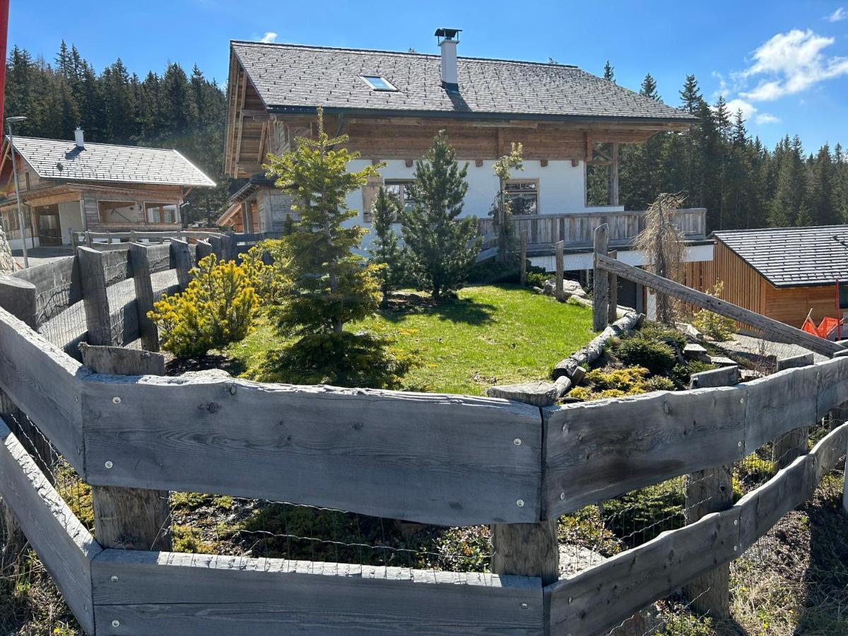 Almhaus Chalet Lachtal Oberwoelz Stadt Luaran gambar